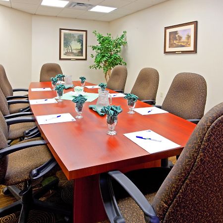 Holiday Inn Express & Suites Albany Airport Area - Latham By Ihg Exterior foto
